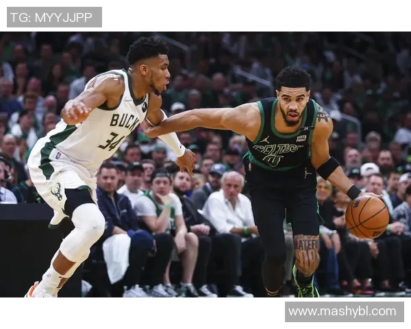 热火与凯尔特人2020常规赛精彩对决回顾与分析